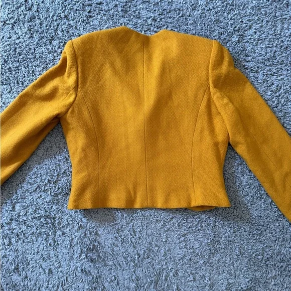 Albert Nipon Vintage Mustard Yellow Cropped Skirt Suit/Blazer - Picture 5 of 5